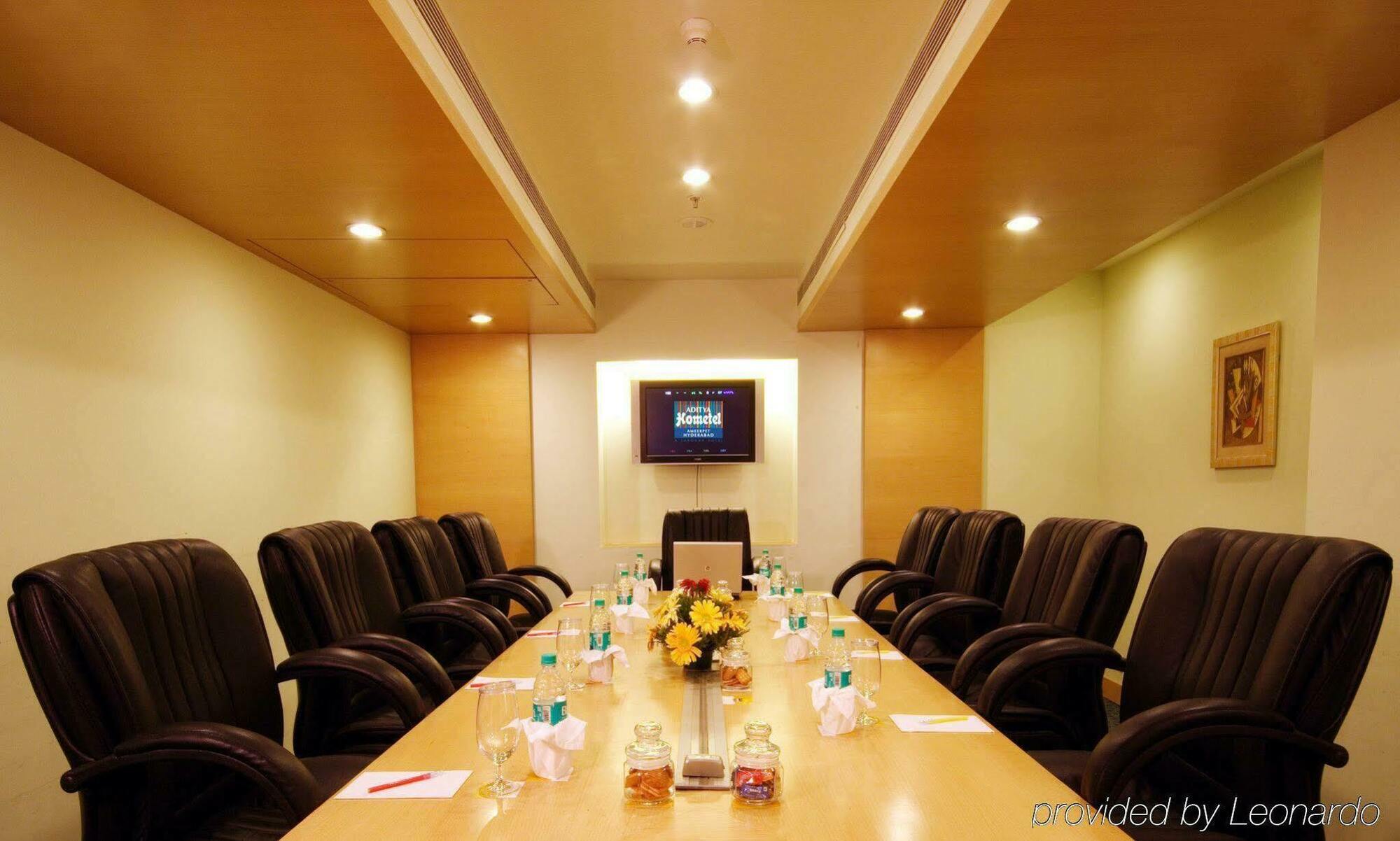 Aditya Hometel Hyderabad Exteriör bild